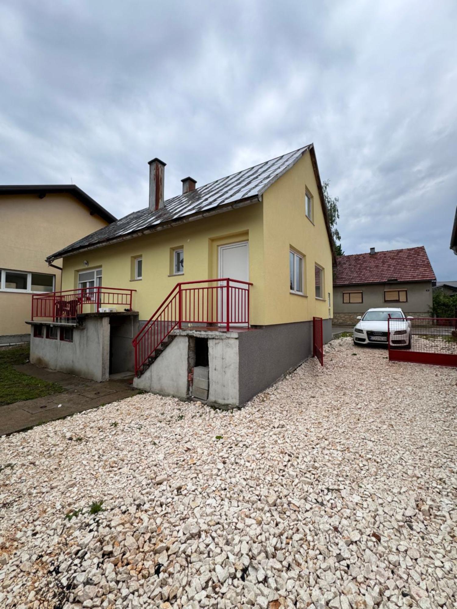Apartman Josip Gospić Eksteriør bilde